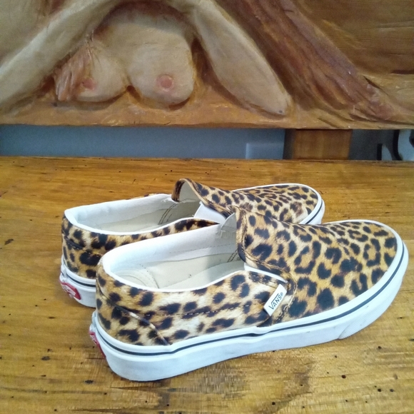 Vans Leopard Print Slip-On Sneakers Size 6.5 Women's 8 - Picture 4 of 14